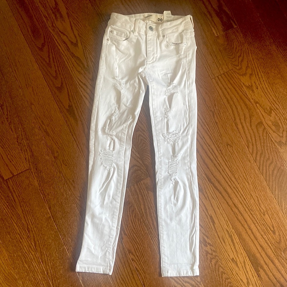 White Ripped Distressed Skinny Jean